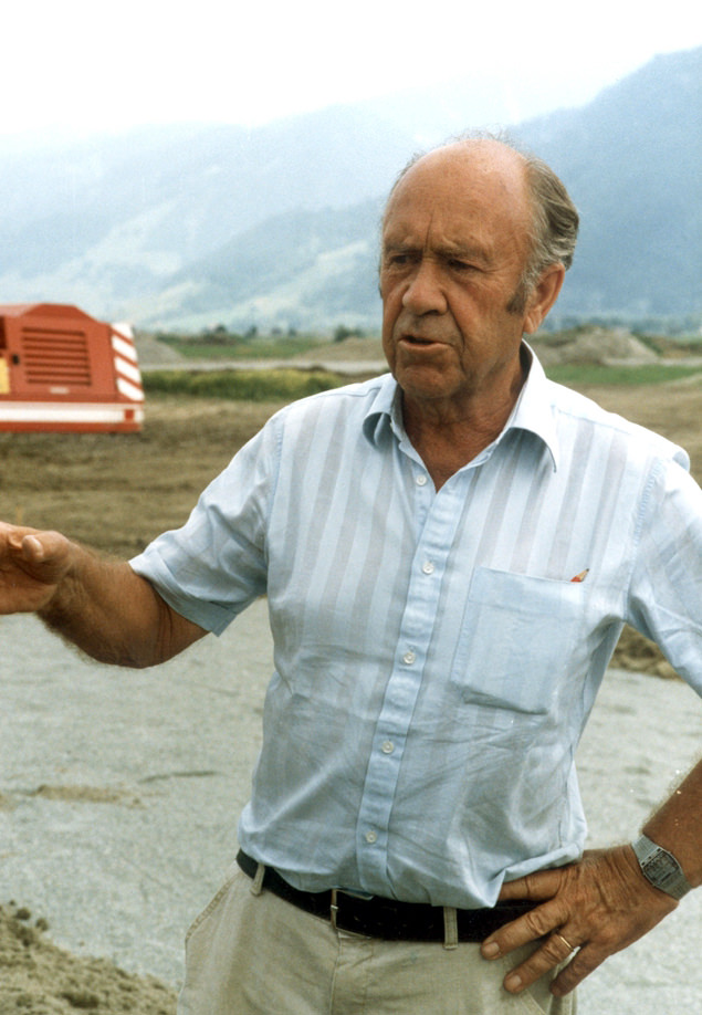 Donald Leslie Harradine 1911 - 1996