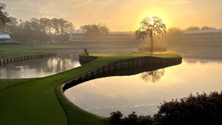 John Deere's TPC Sawgrass Volunteer Programme (photo courtesy of John Deere)
