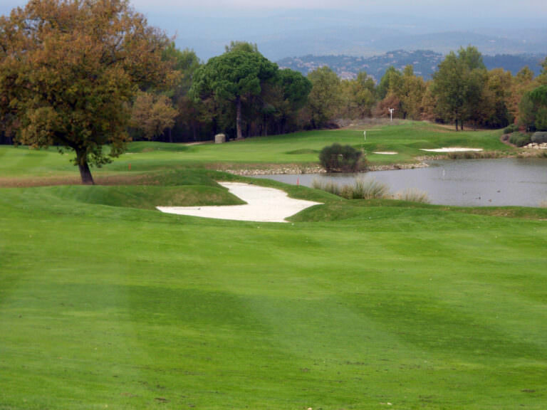Le Château Course, Terre Blanche (Dave Thomas)